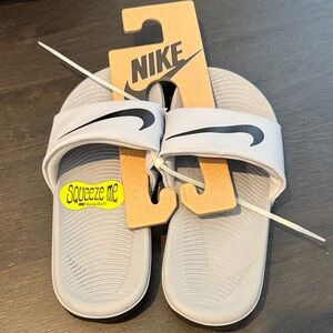 Nike Kids Slide Sandals - Light Gray